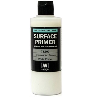 Vallejo Surface Primer White Hvit 200 ml 